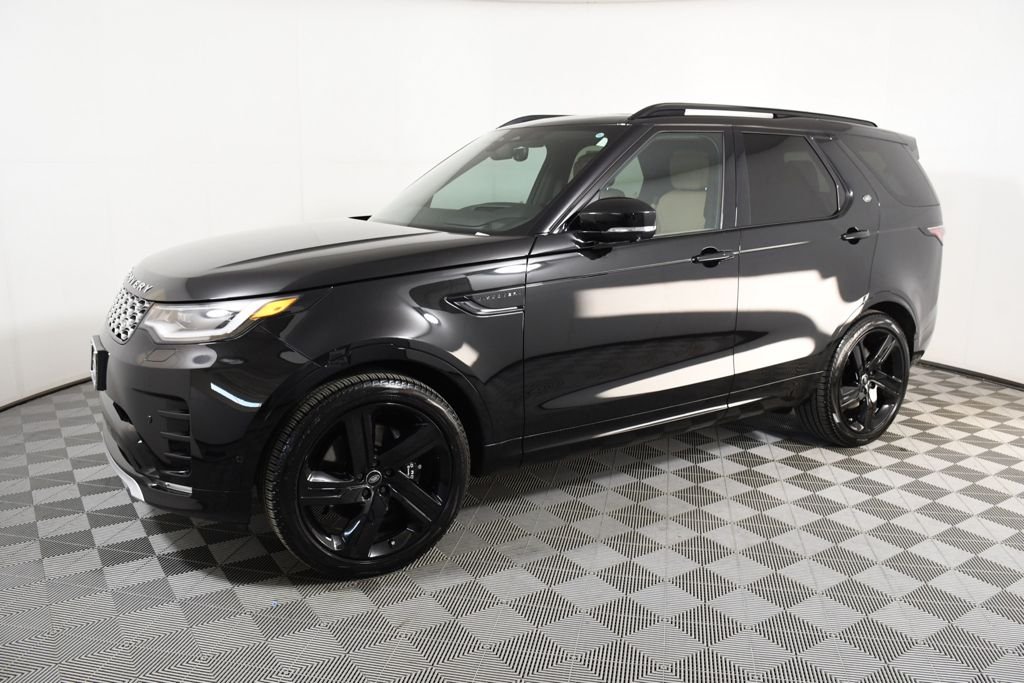 Used 2024 Land Rover Discovery Metropolitan Edition with VIN SALRW4EU5R2487831 for sale in Richfield, Minnesota