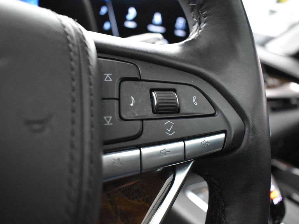 2022 CADILLAC ESCALADE - Image 19