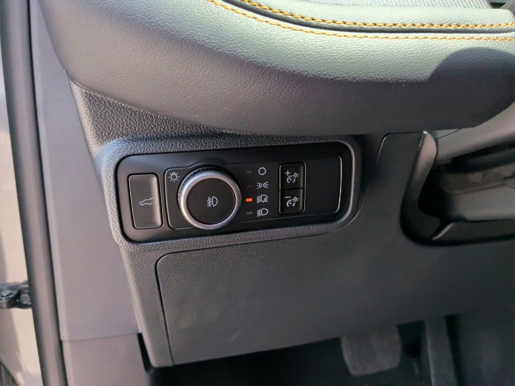New 2026 Carbonized Gray Metallic Ford Tremor® image 16