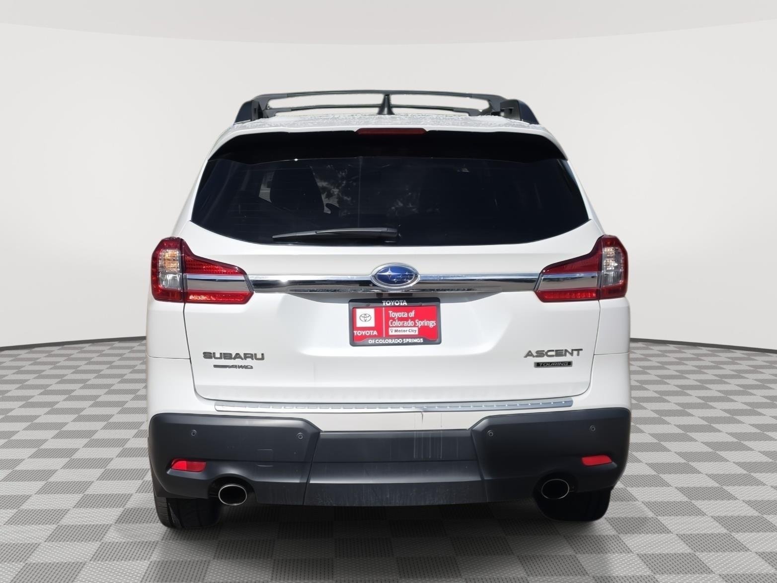 Used 2022 Crystal White Pearl Subaru Touring image 6