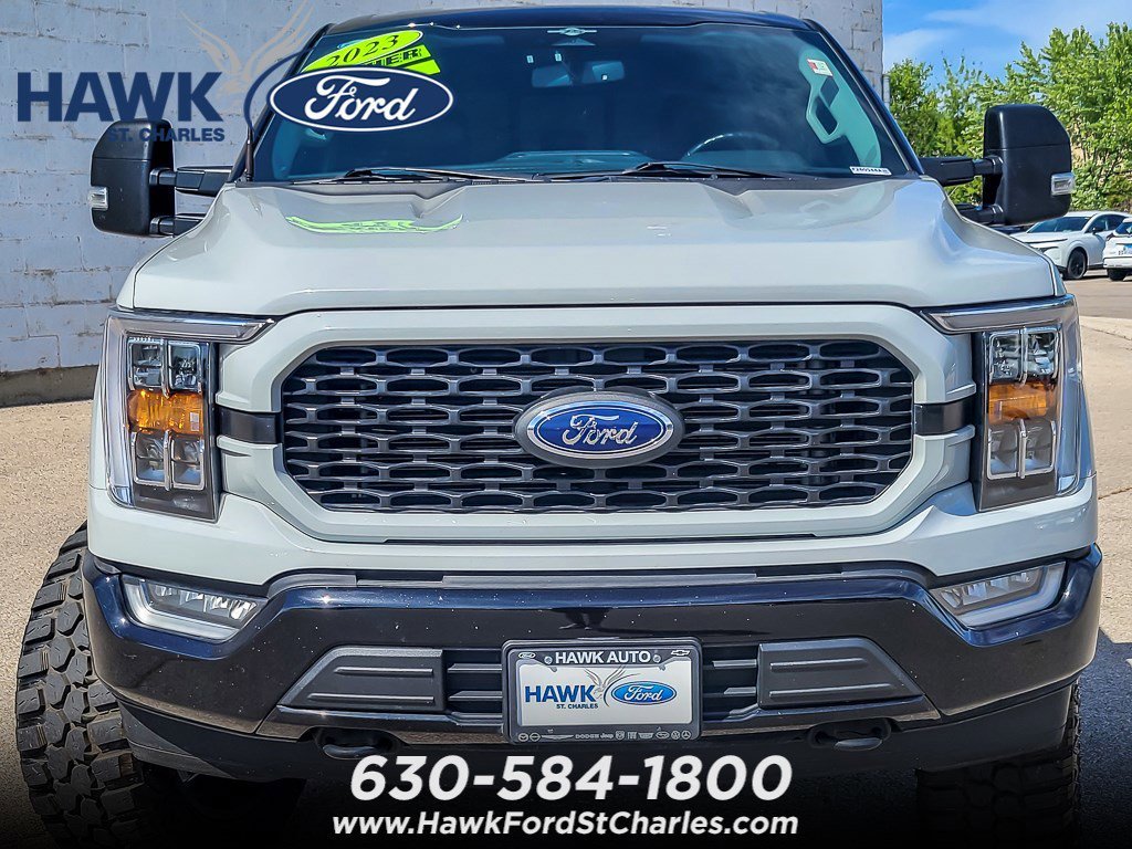 Used 2023 Oxford White Ford XLT image 4