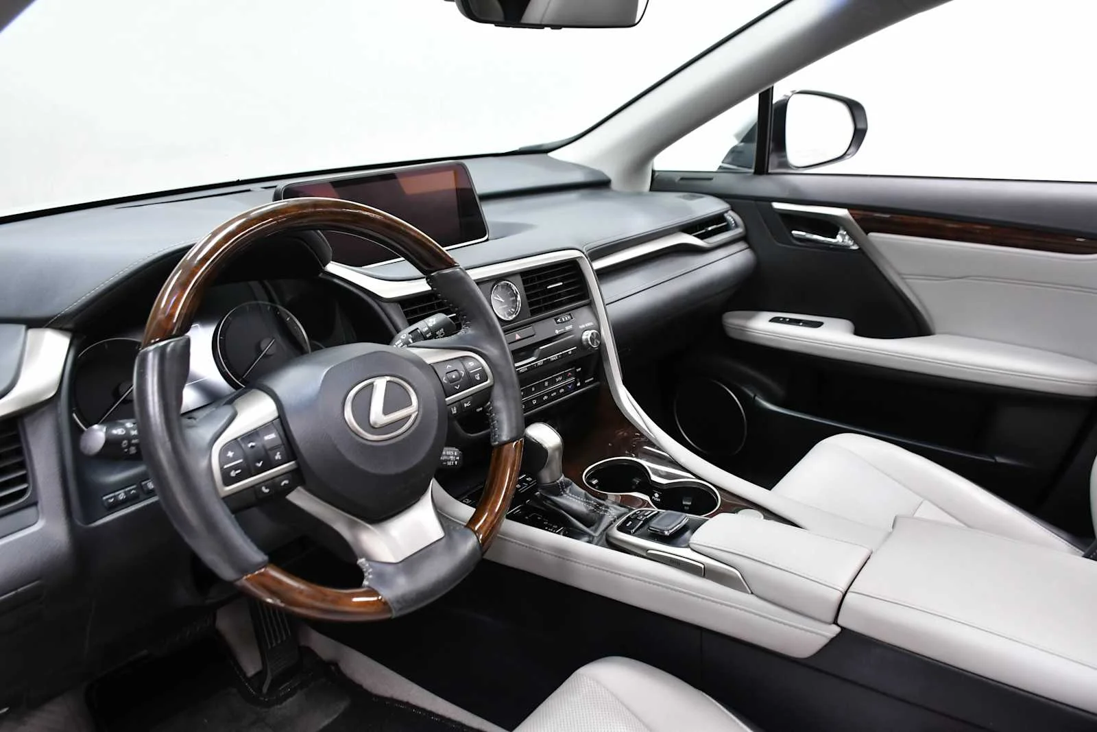 Used 2016 Silver Lining Metallic Lexus  image 14