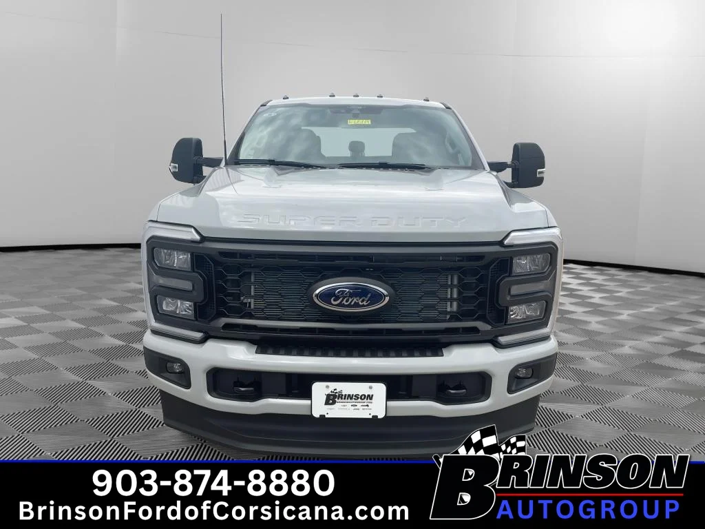 New 2026 Avalanche Ford XL image 2