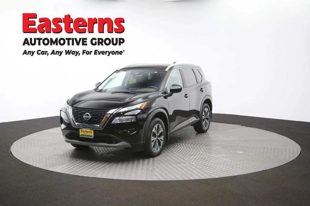 Used 2023 Black Nissan SV image 57