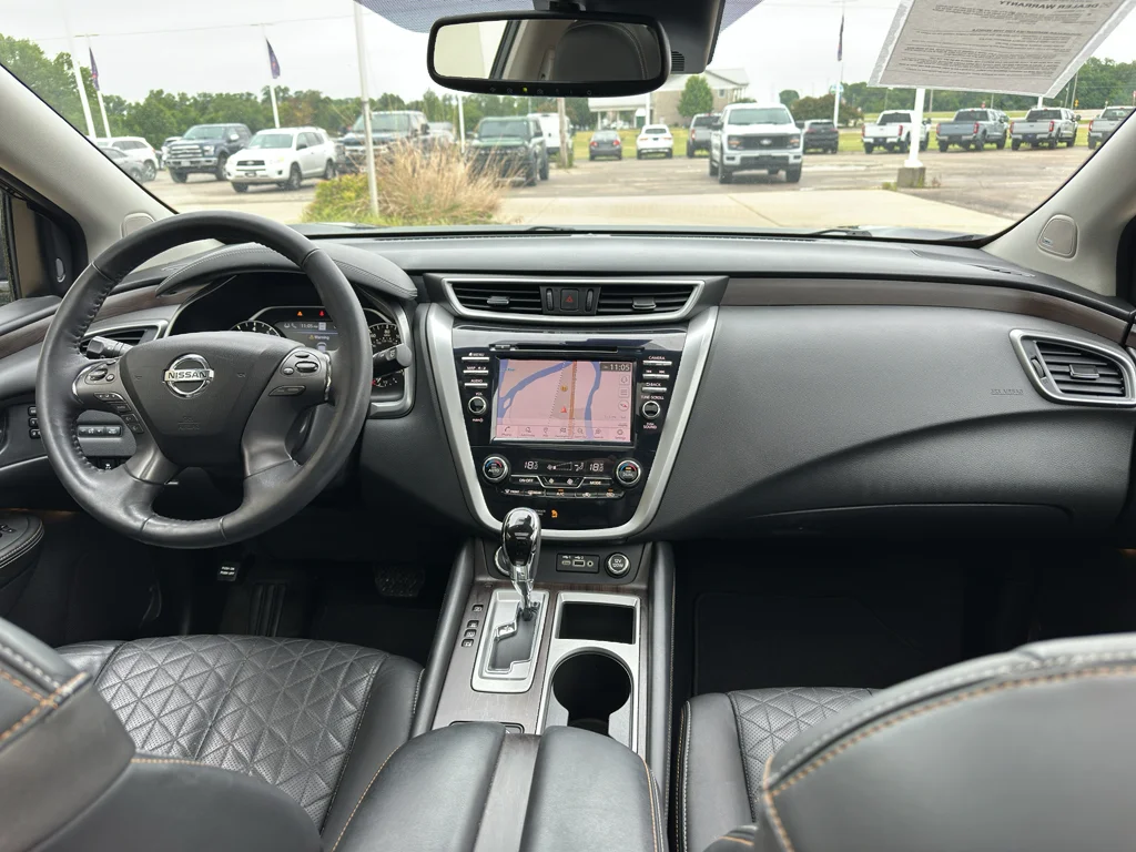 Used 2021 Magnetic Black Pearl Nissan Platinum image 12