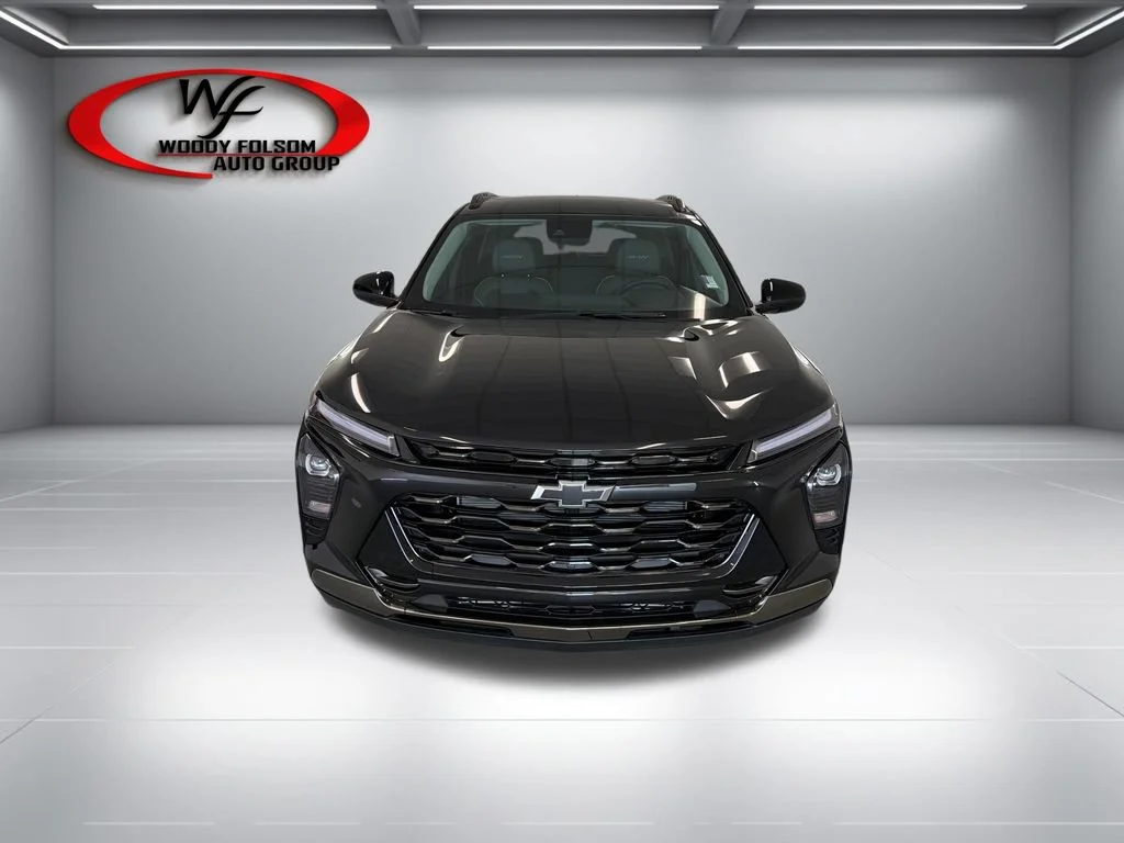 New 2026 Mosaic Black Metallic Chevrolet ACTIV image 2
