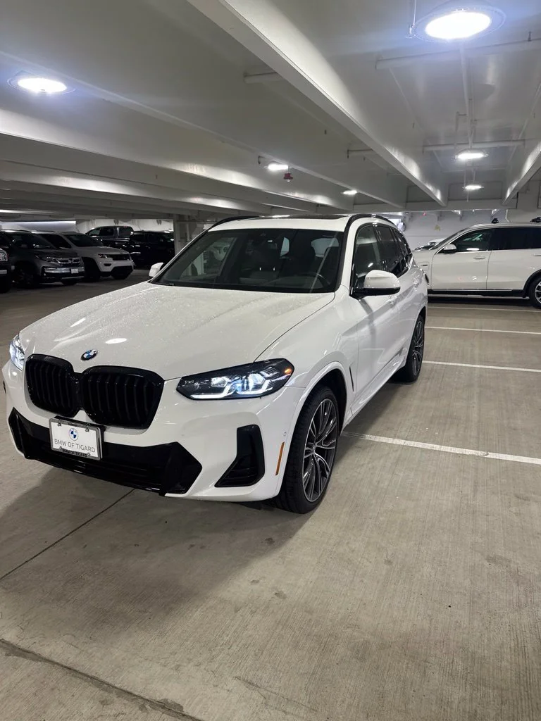 Used 2024 Alpine White BMW xDrive30i image 2