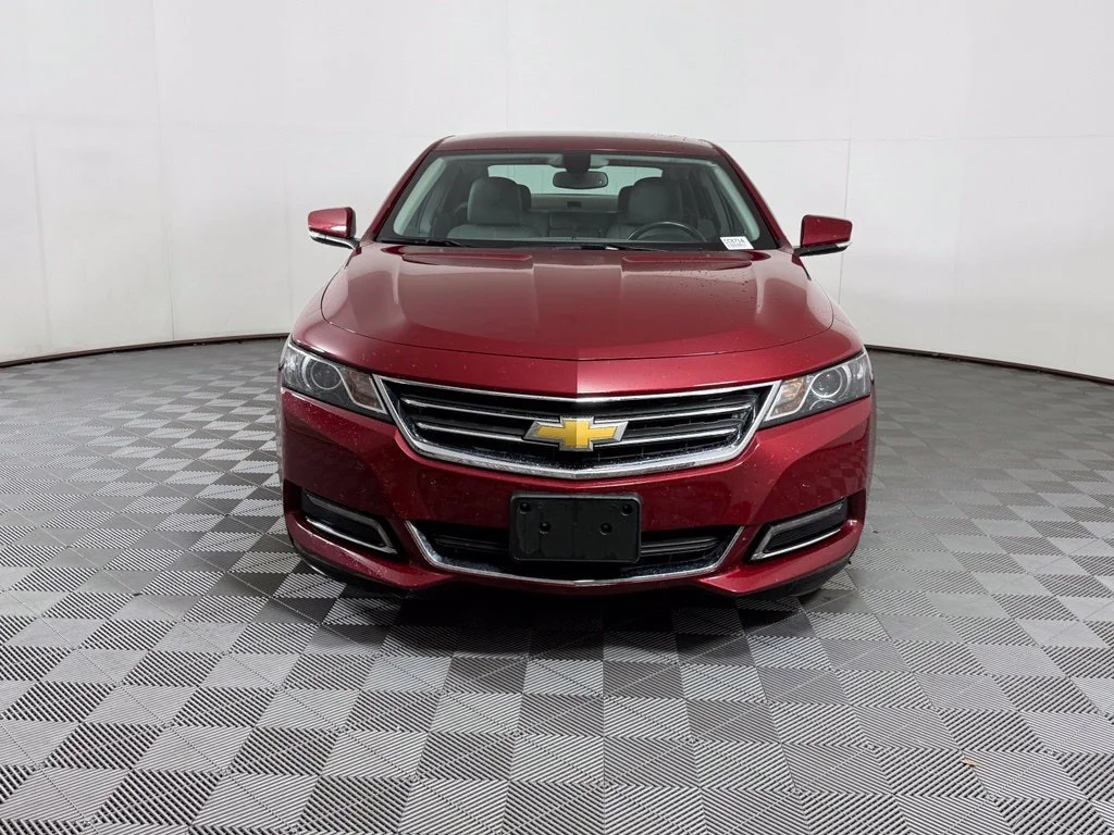 Used 2019 CAJUN RED TINTCOAT Chevrolet LT image 5