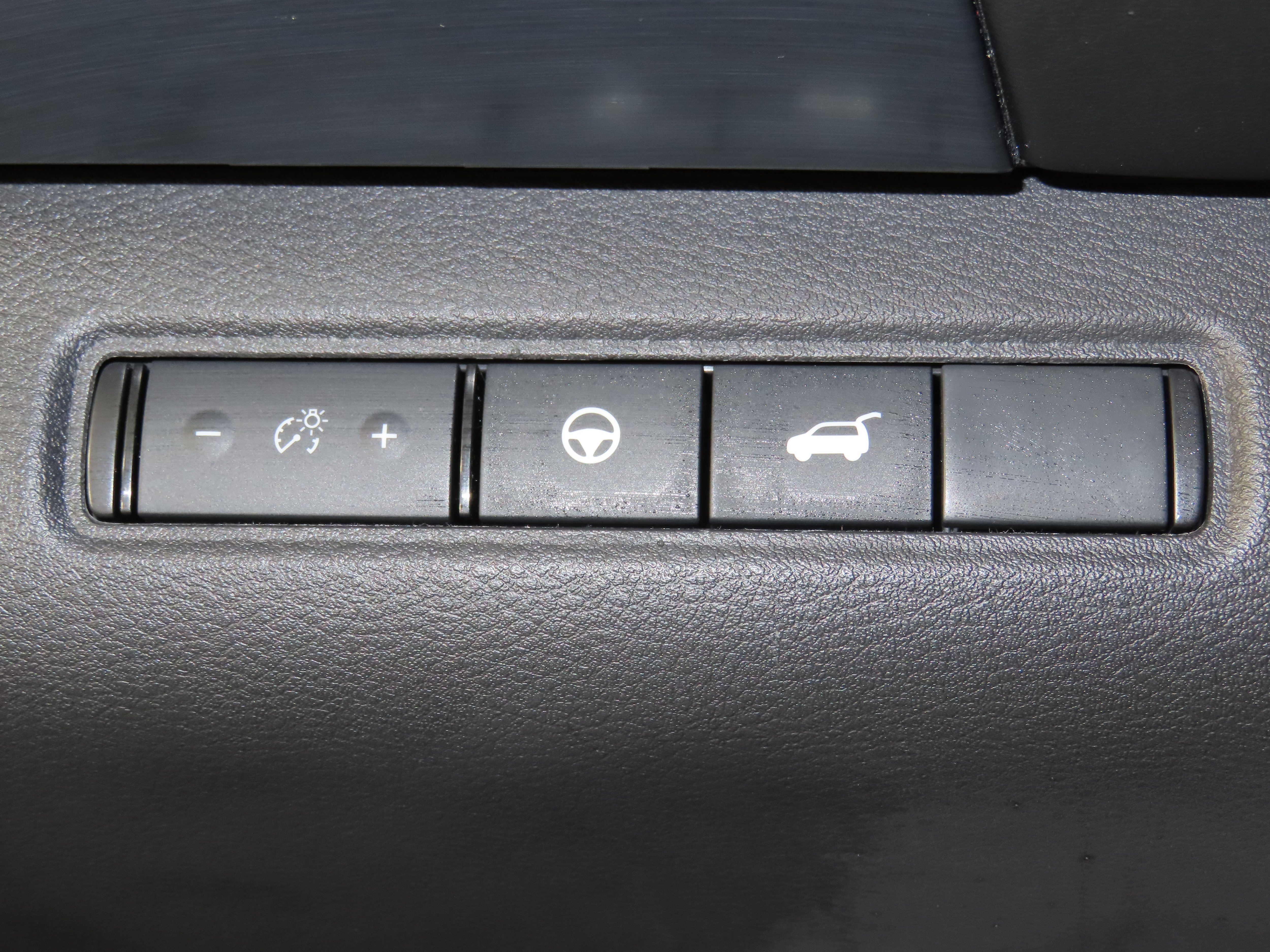New 2026 Boulder Gray Pearl / Super Black Two-tone Nissan Rock Creek® image 24
