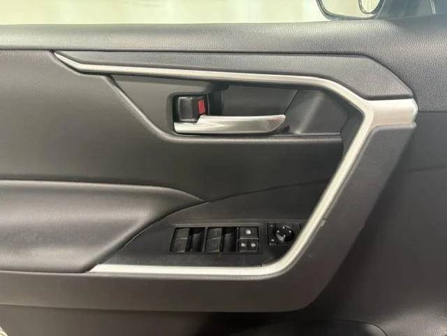 Used 2021 Silver Sky Metallic Toyota XLE image 12