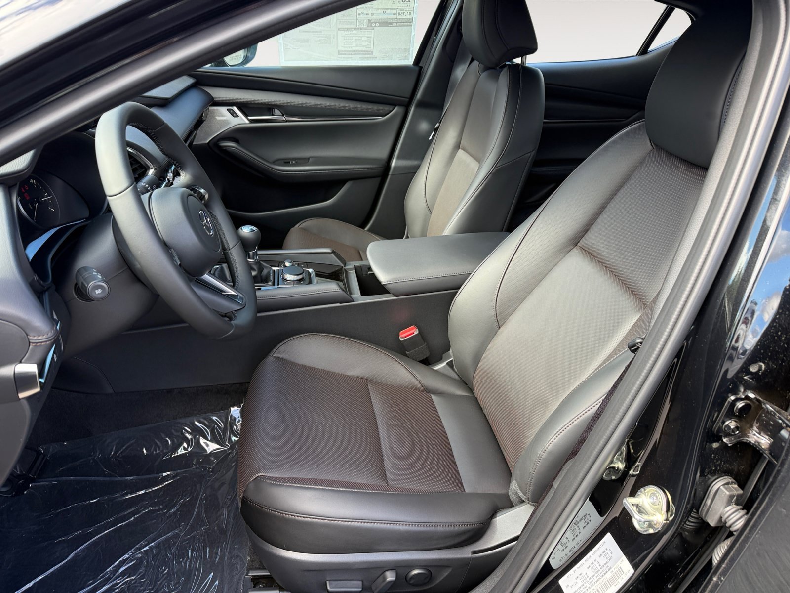 2026 Mazda Mazda3 Premium - Photo 10