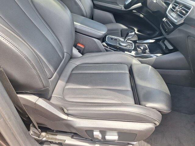 Used 2022 Dark Graphite Metallic BMW sDrive30i image 30