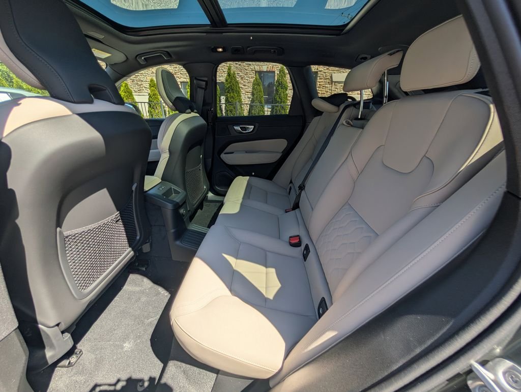 New 2026  Volvo T8 Plus image 11