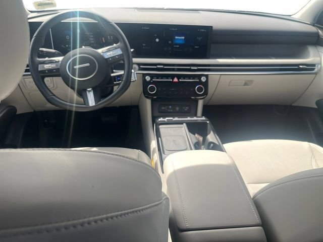 Certified Used 2025 White Hyundai SEL Convenience image 10