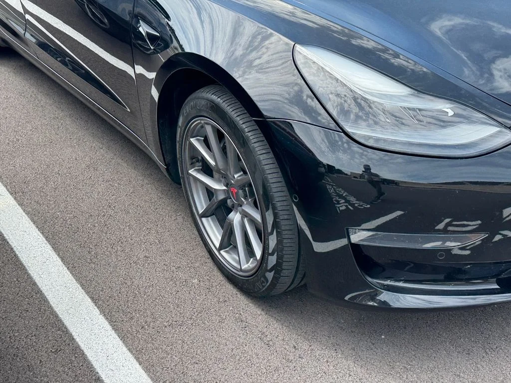 Used 2021 Black Tesla Long Range image 9