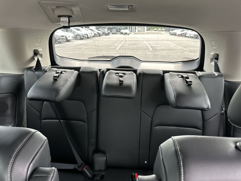 Certified Used 2024 Silver Nissan SL image 30