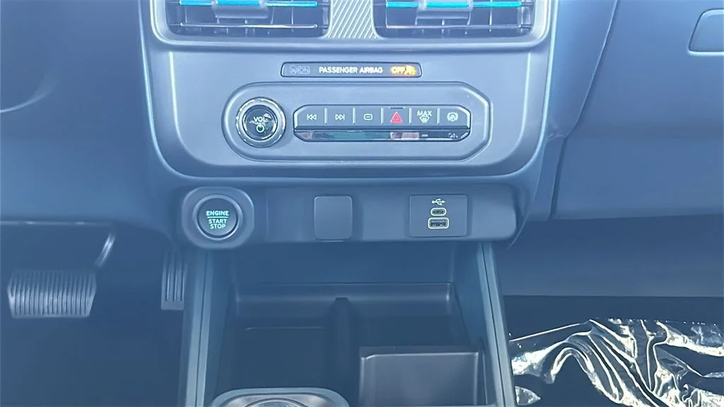 New 2025 Velocity Blue Ford Lobo™ image 10