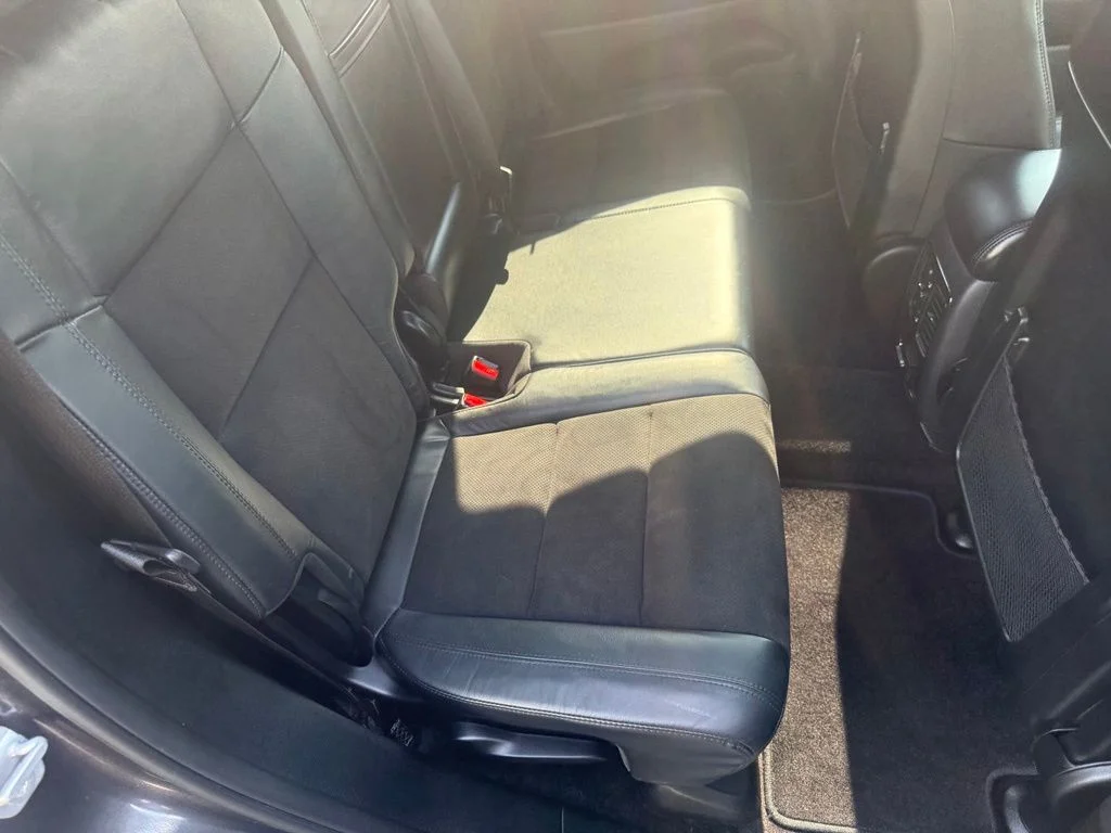 Used 2018 Gray Jeep Altitude image 46