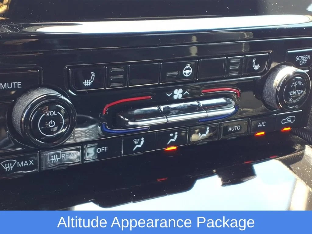 Used 2025 White Jeep Altitude 4x4 image 6