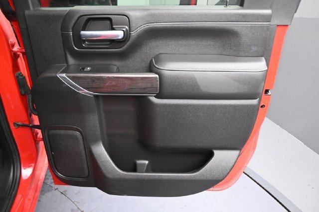 Used 2020 Red Chevrolet LTZ image 23