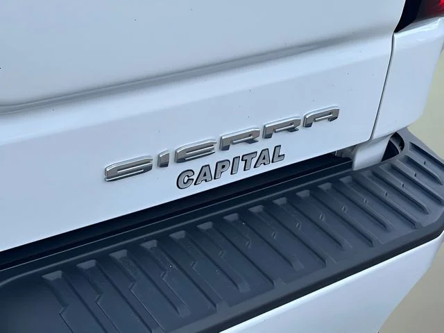 Used 2023 White GMC Denali Ultimate image 37