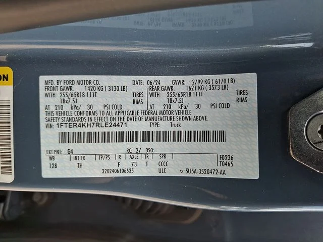 Used 2024 Gray Ford Lariat image 27