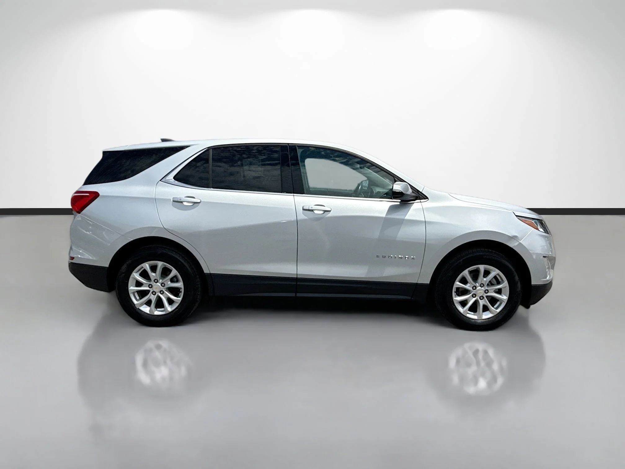 Used 2019 Silver Ice Metallic Chevrolet LT image 2