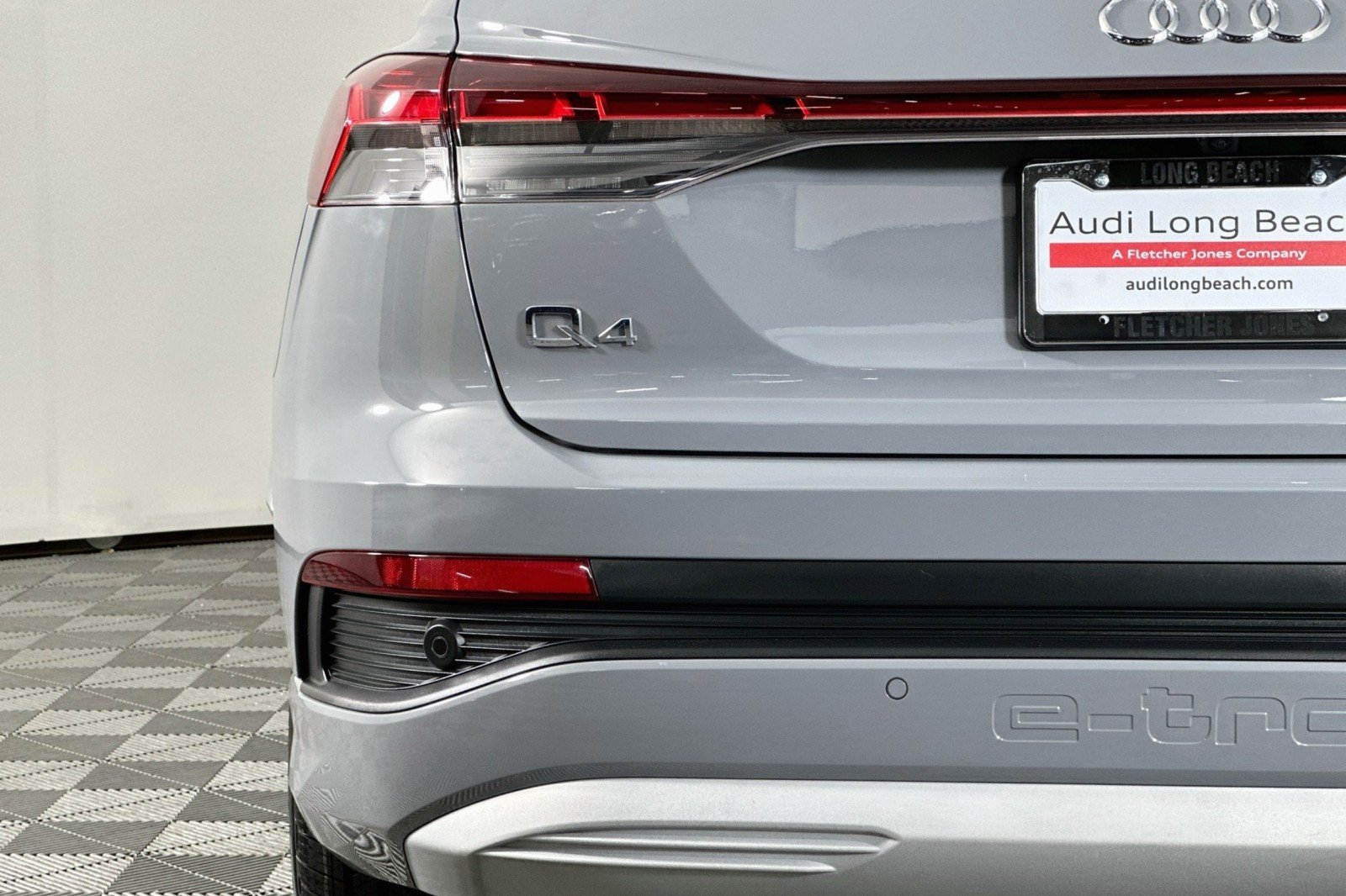 Used 2024 Pebble Gray Audi Premium image 17