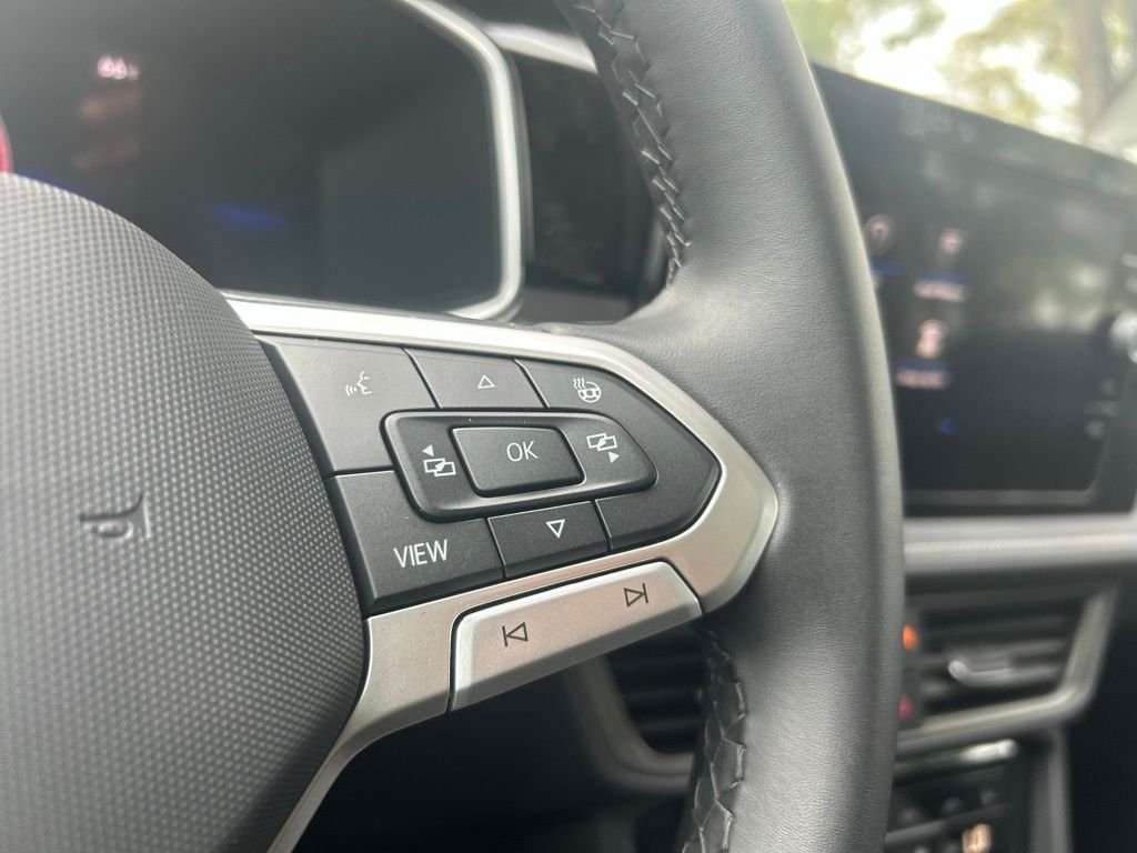New 2026 White Volkswagen 1.5T SE Black image 19