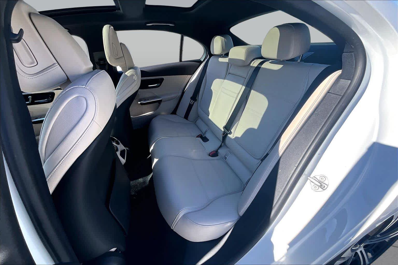 Used 2023 Polar White Mercedes-Benz C 300 image 20