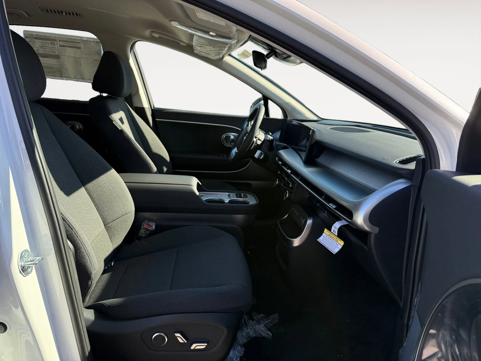 2026 Hyundai IONIQ 9 SE - Photo 19