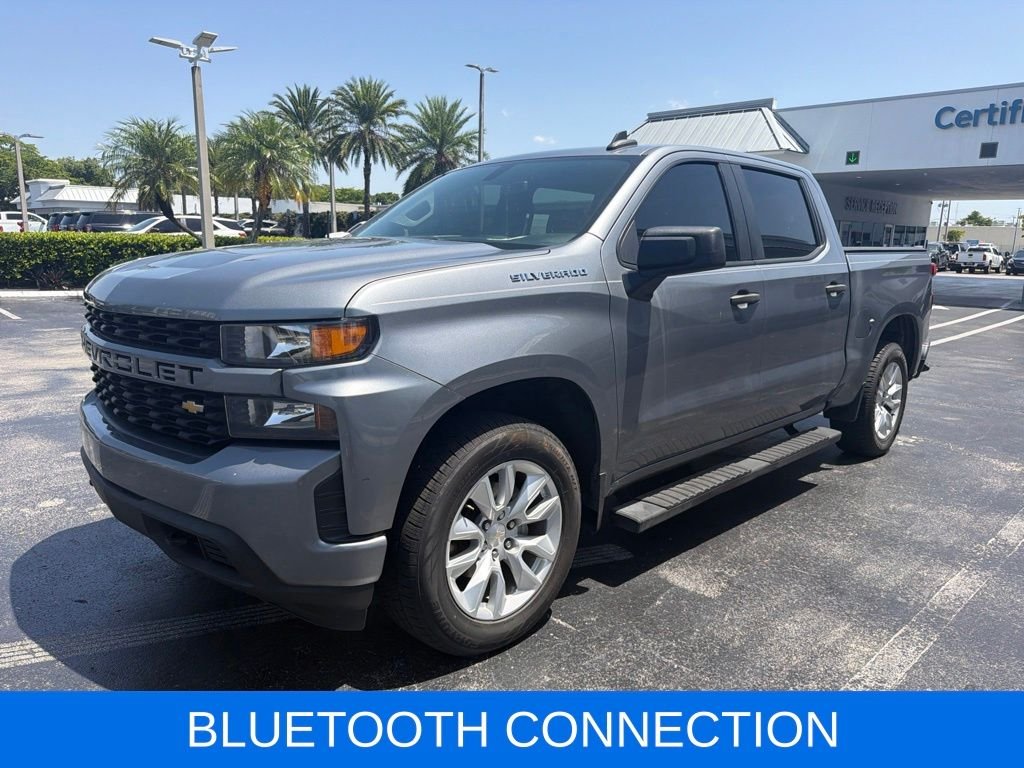 Used 2022 Gray Chevrolet Custom image 3