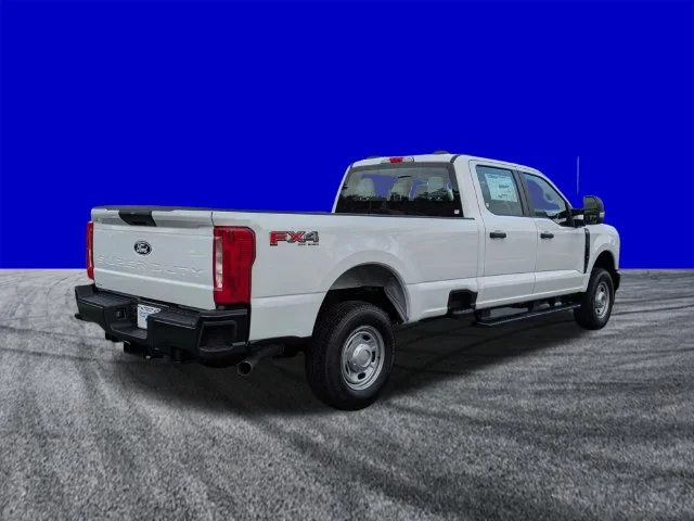 New 2027 White Ford XL image 4