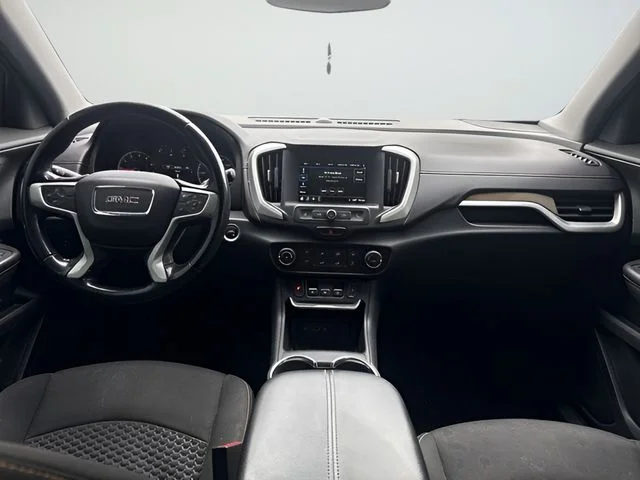 Used 2018 Red GMC SLE image 12