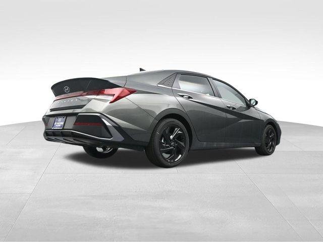 New 2026 Gray Hyundai SEL Sport Premium image 36