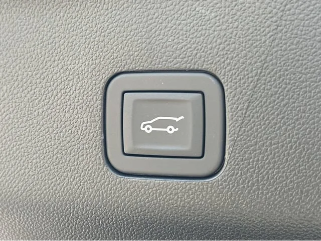 New 2026 Summit White GMC Elevation image 13