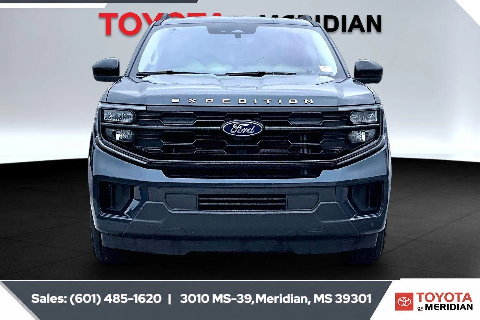 Used 2025 Stone Blue Ford Active image 3