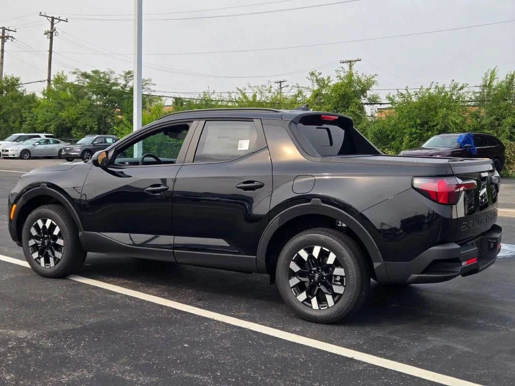 New 2026 Phantom Black Hyundai SEL image 13