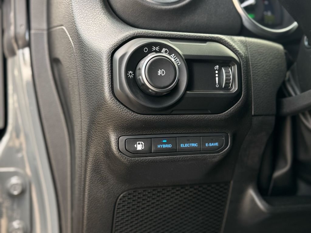 2023 Jeep Wrangler 4xe Sahara 4XE - Photo 9