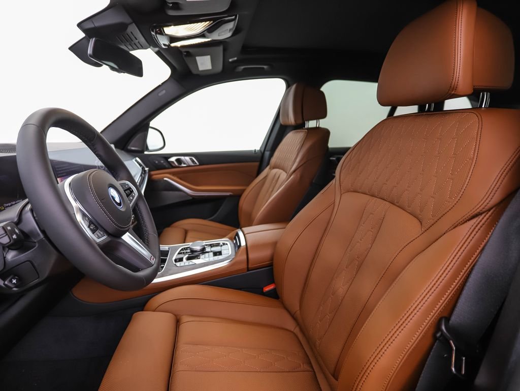 New 2026 Black Sapphire Metallic BMW xDrive50e image 11