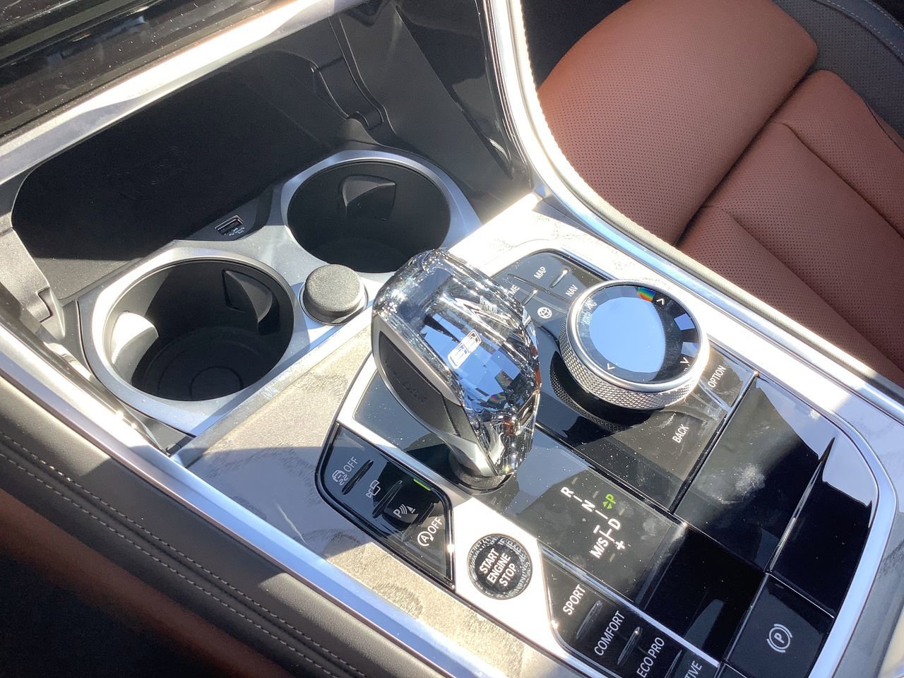 2026 BMW 8 Series 840i - Photo 27