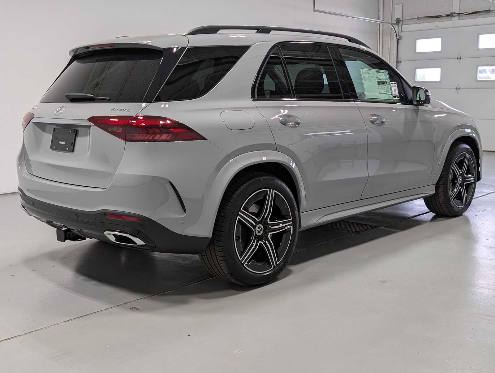 New 2026 MANUFAKTUR Alpine Grey Mercedes-Benz GLE 350 image 7