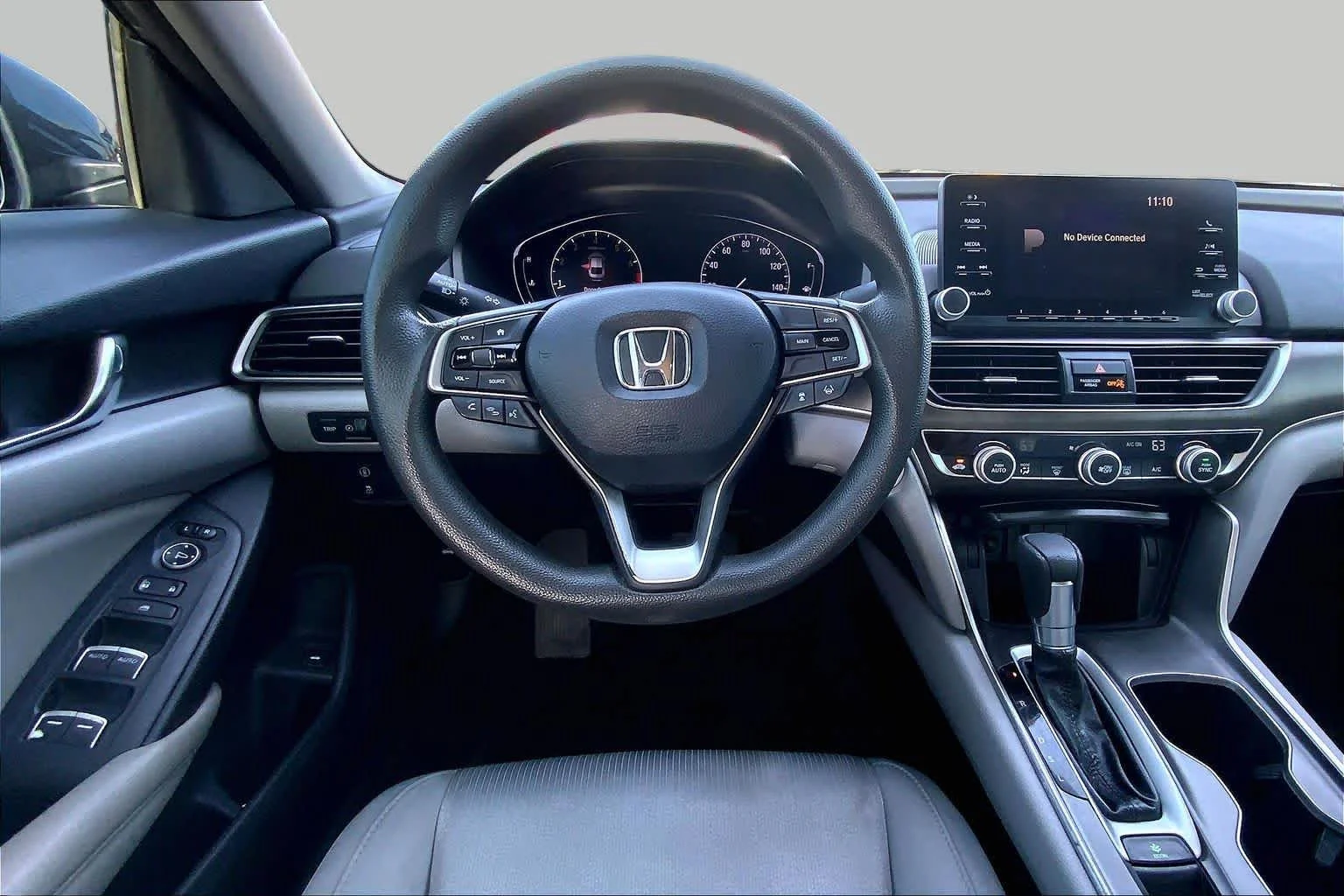 Used 2019 Modern Steel Metallic Honda LX 1.5T image 5