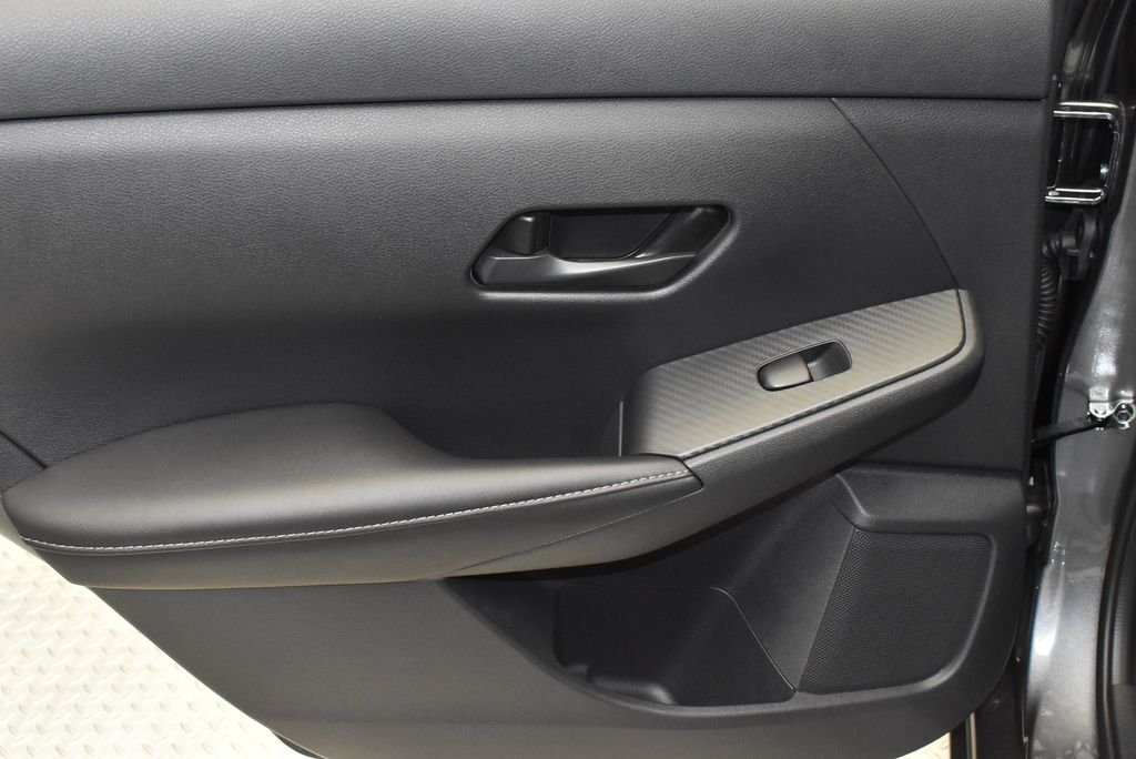 2025 Nissan Sentra SV - Photo 32