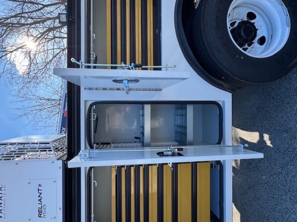 New 2025 Oxford White Ford Base image 21