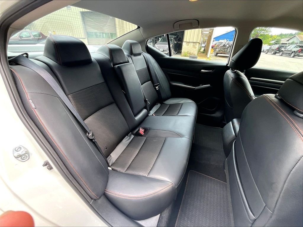 Used 2024 White Nissan 2.5 SR image 16