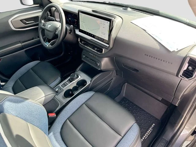 Used 2025 Gray Ford Outer Banks image 29