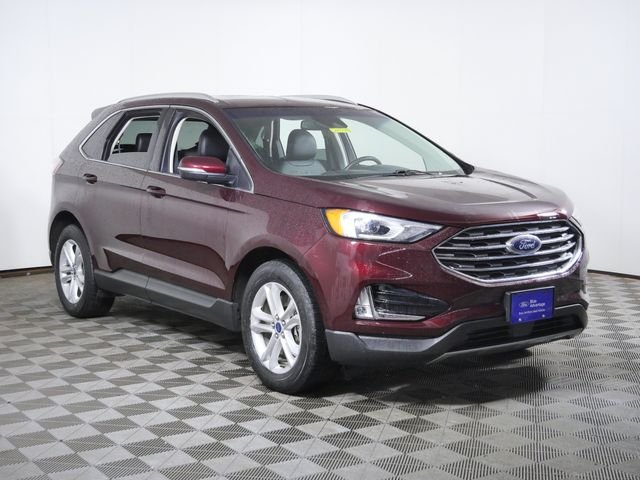 Used 2019 Red Ford SEL image 1