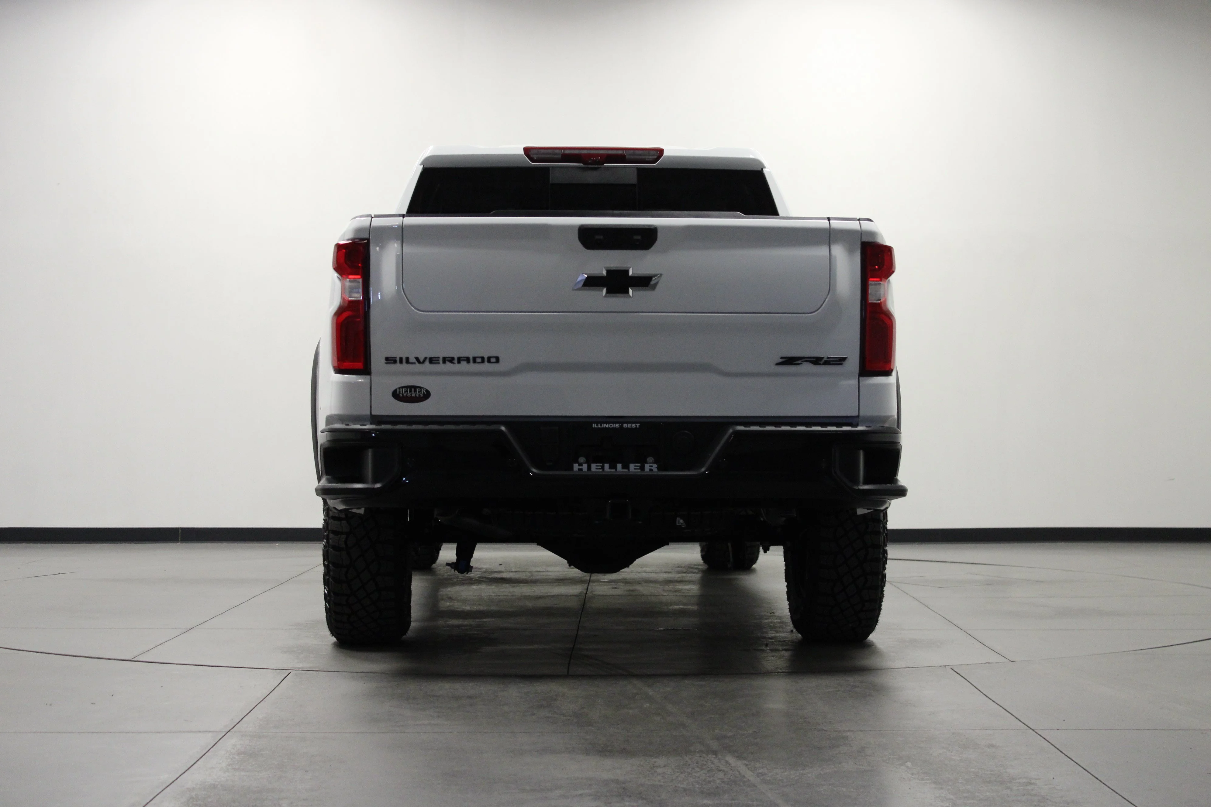2026 Chevrolet Silverado 1500 ZR2 - Photo 5
