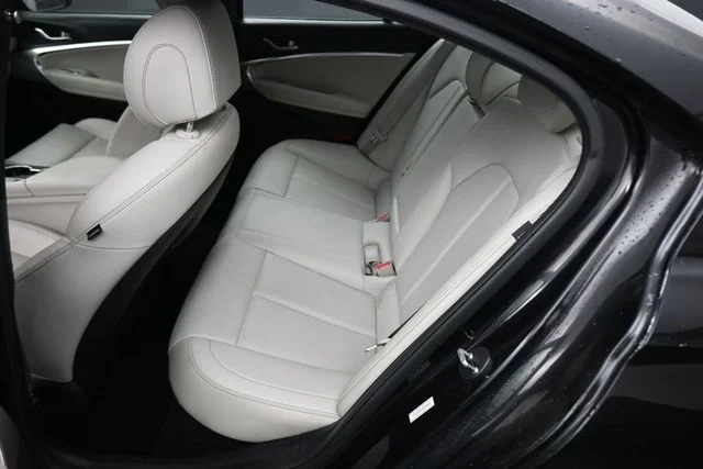Used 2025 Black Genesis 2.5T image 19